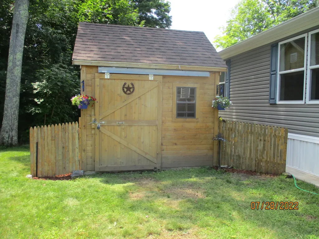 9 Seaglass Lane Kittery ME 03904