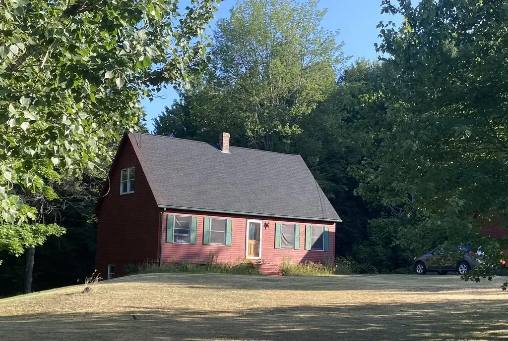 22 Tobey Road Canaan ME 04924