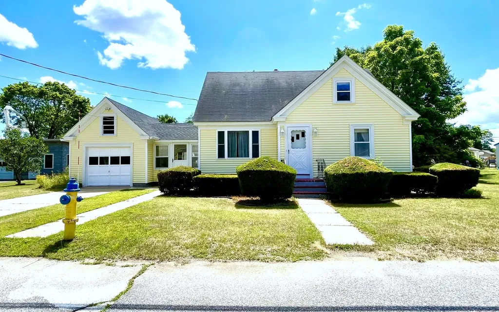 18 Hope Street Sanford ME 04073