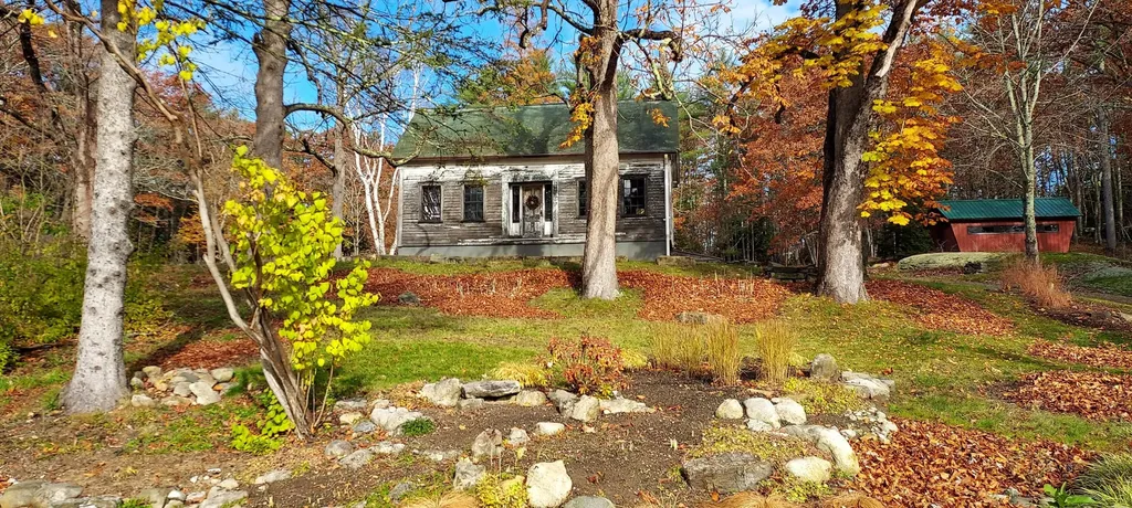 91 Bradford Road Wiscasset ME 04578