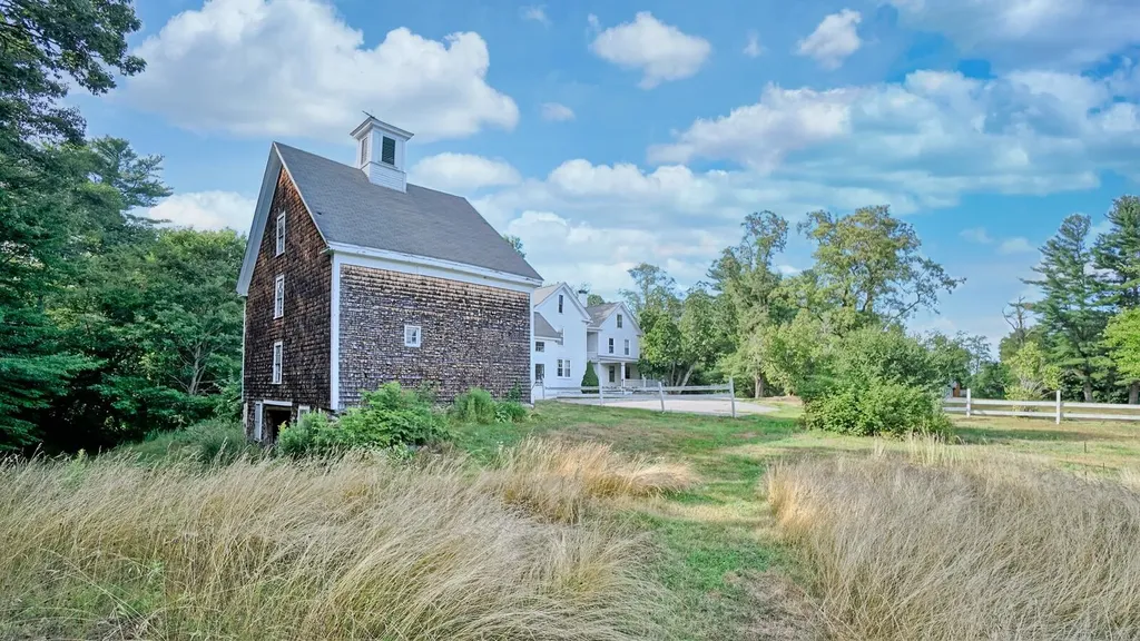 306 Cat Mousam Road Kennebunk ME 04043