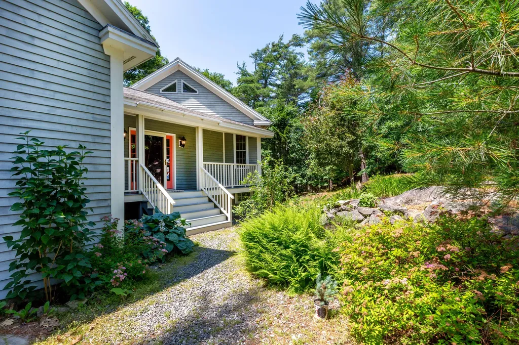 121 Shoal Cove Road West Bath ME 04530