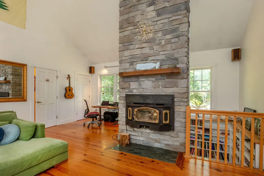 121 Shoal Cove Road West Bath ME 04530
