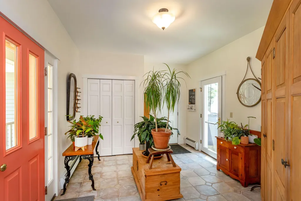 121 Shoal Cove Road West Bath ME 04530