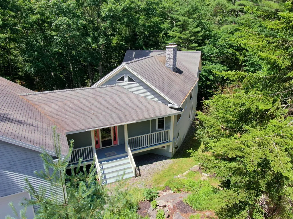 121 Shoal Cove Road West Bath ME 04530