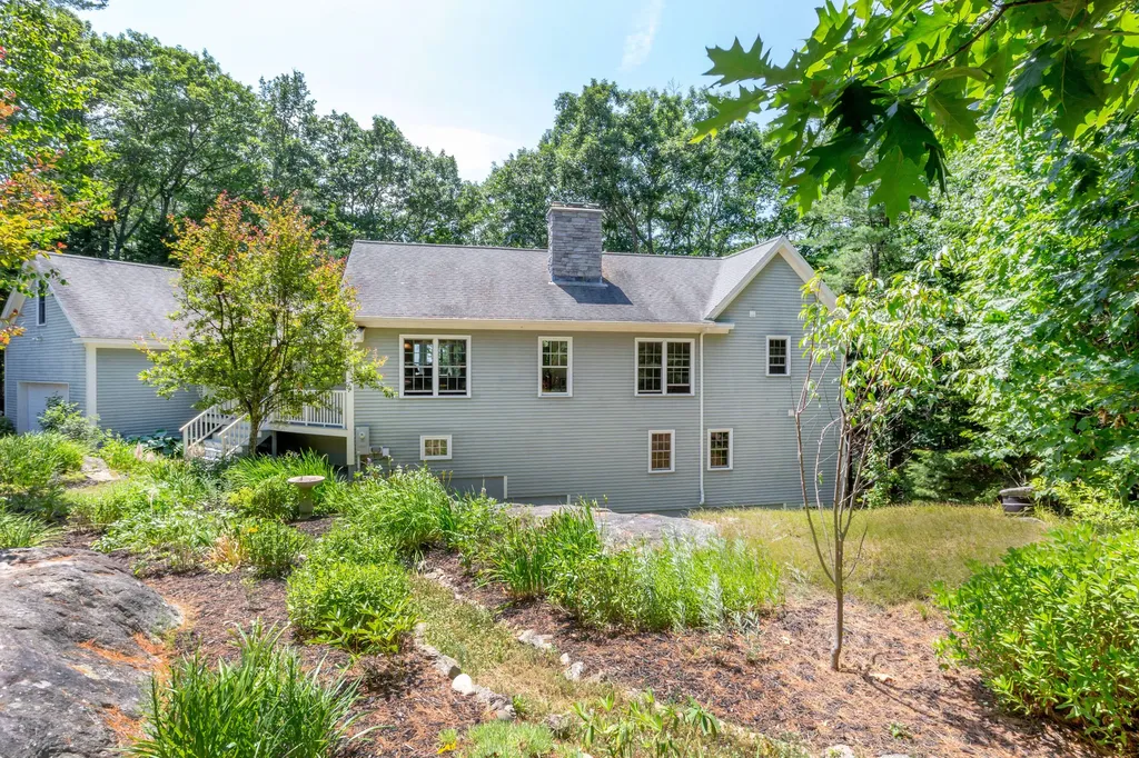 121 Shoal Cove Road West Bath ME 04530