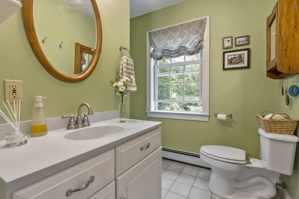 50 Darcy Road York ME 03909