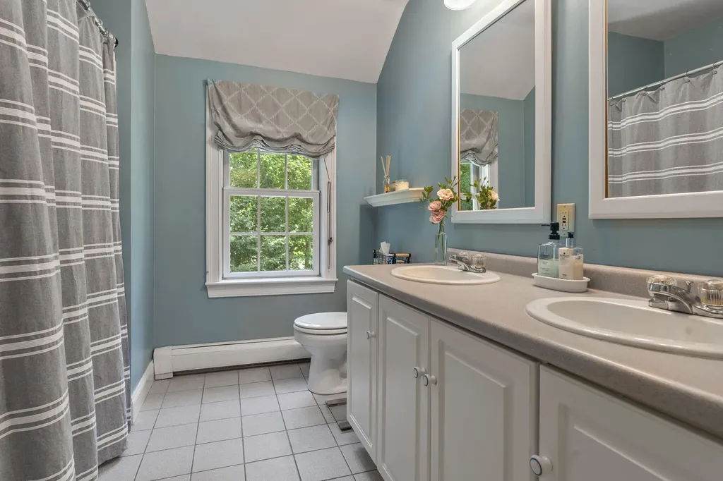 50 Darcy Road York ME 03909