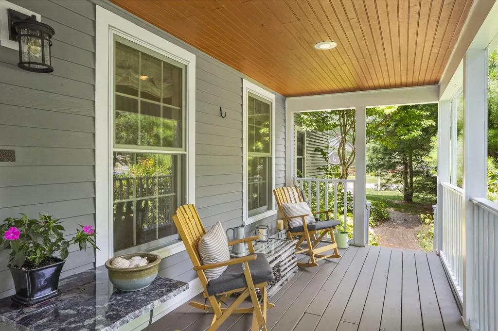 50 Darcy Road York ME 03909