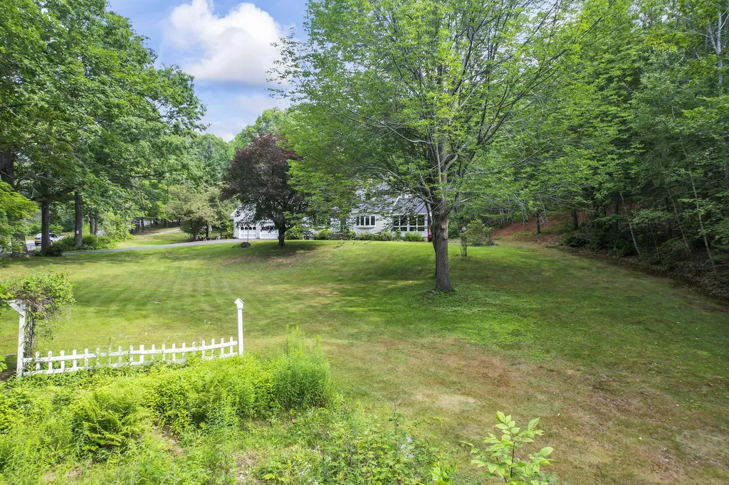600 Bonney Road Sumner ME 04292