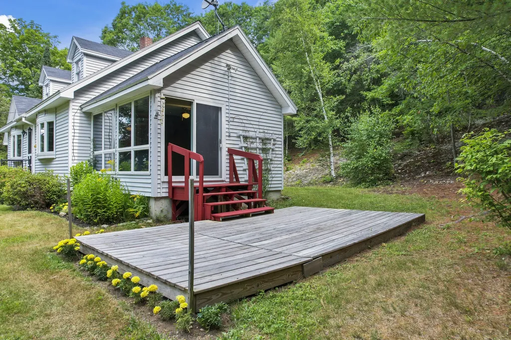 600 Bonney Road Sumner ME 04292