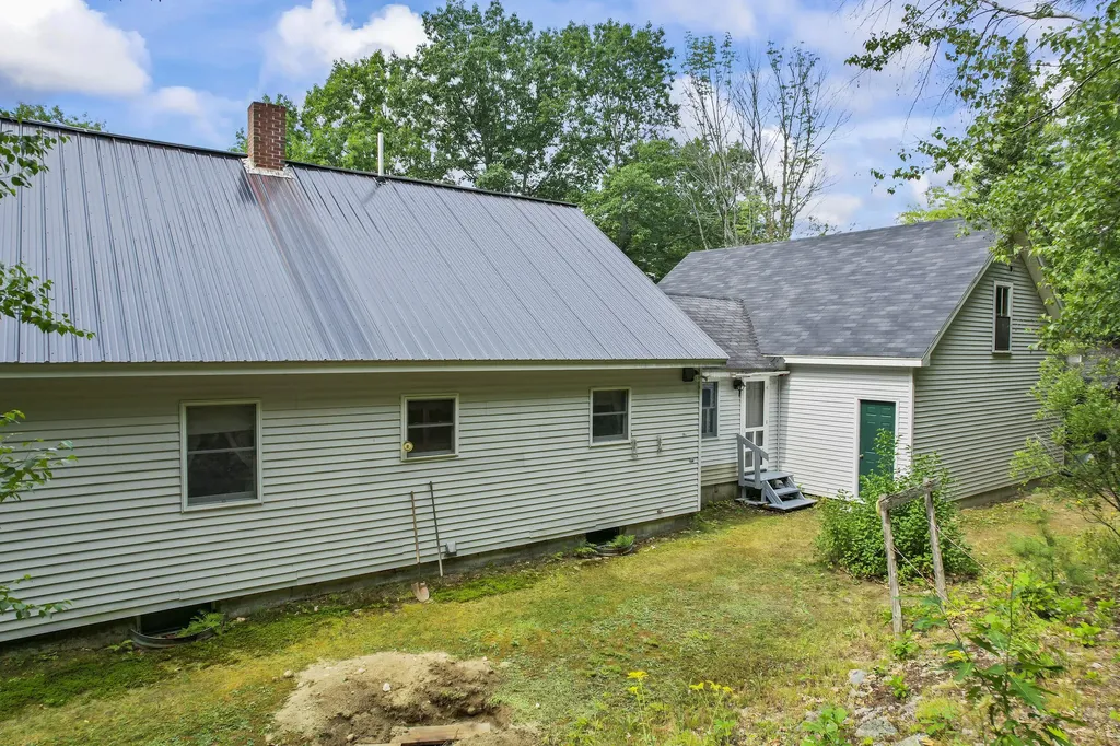 600 Bonney Road Sumner ME 04292