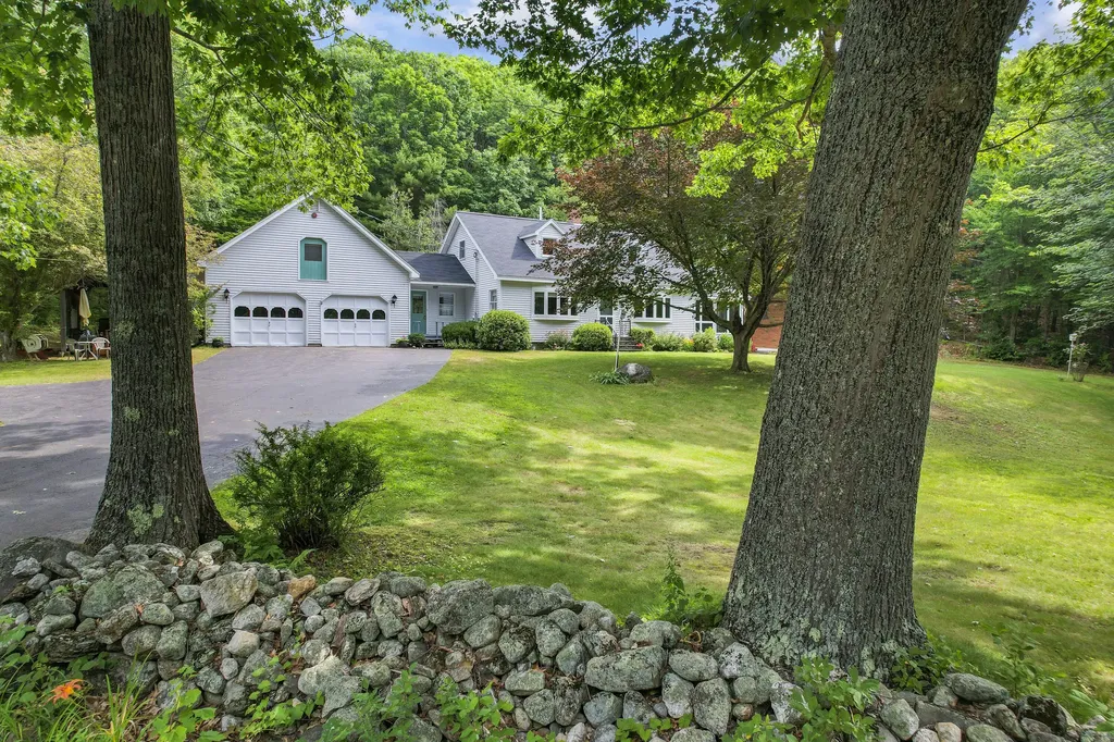 600 Bonney Road Sumner ME 04292