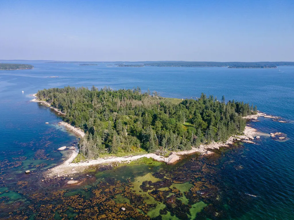 00 Johns Island Swans Island ME 04685