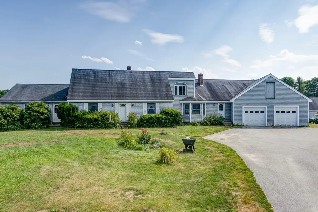 112 Merrill Road Pownal ME 04069