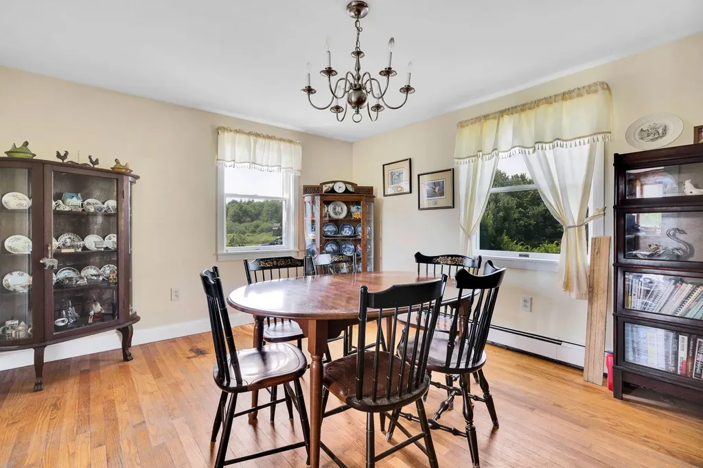 112 Merrill Road Pownal ME 04069