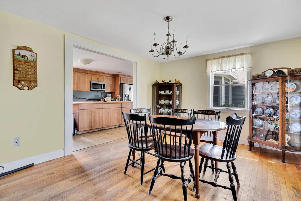 112 Merrill Road Pownal ME 04069
