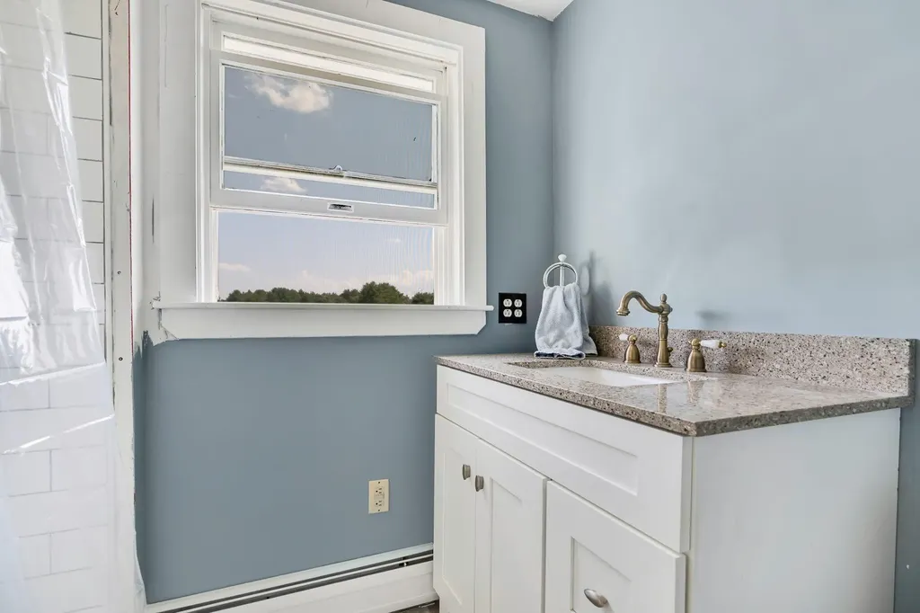 112 Merrill Road Pownal ME 04069