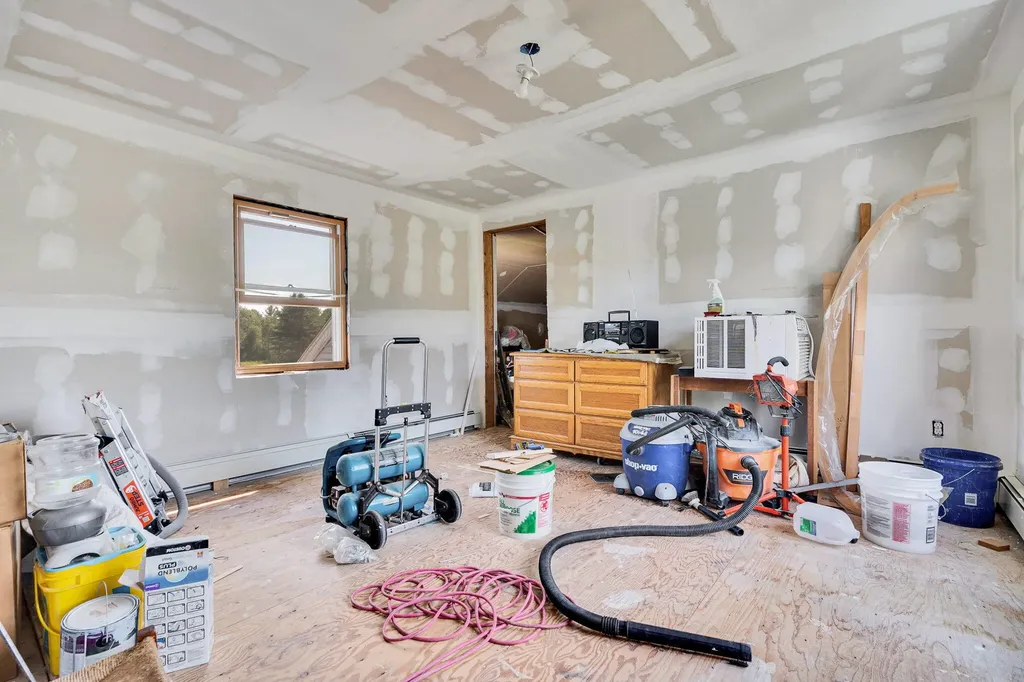 112 Merrill Road Pownal ME 04069