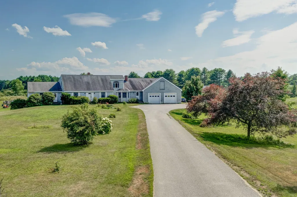 112 Merrill Road Pownal ME 04069