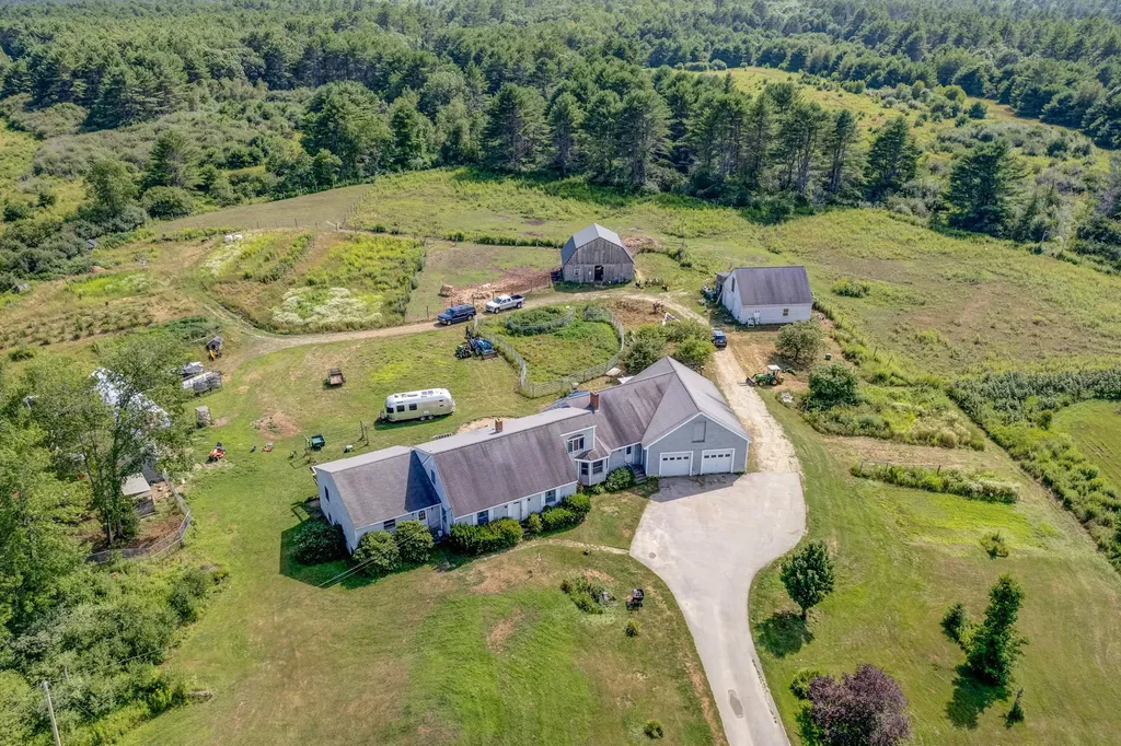 112 Merrill Road Pownal ME 04069