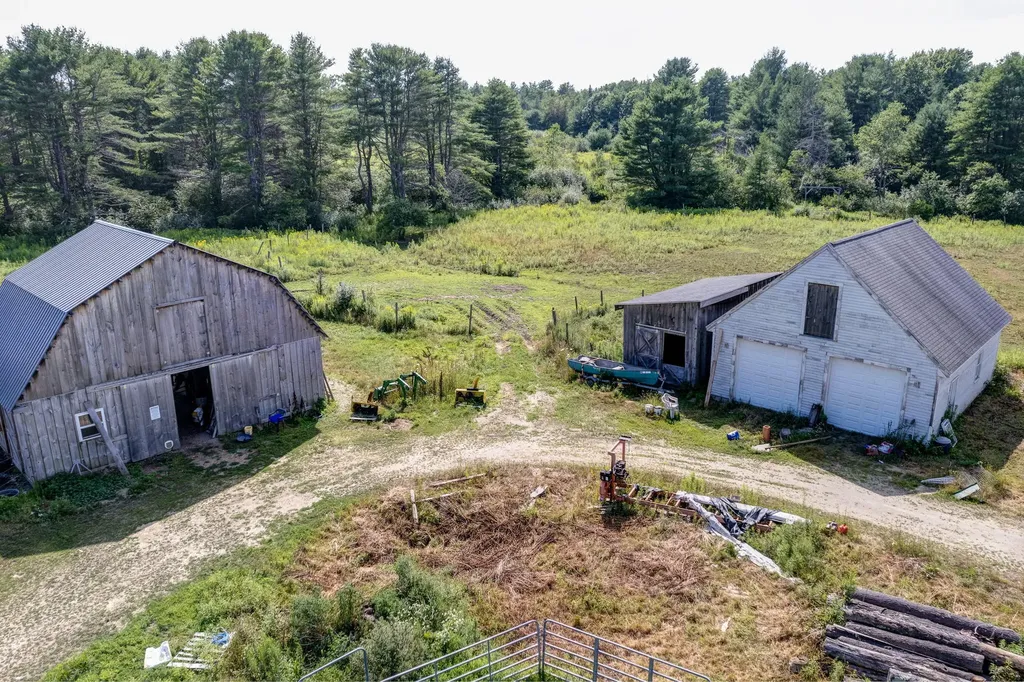 112 Merrill Road Pownal ME 04069