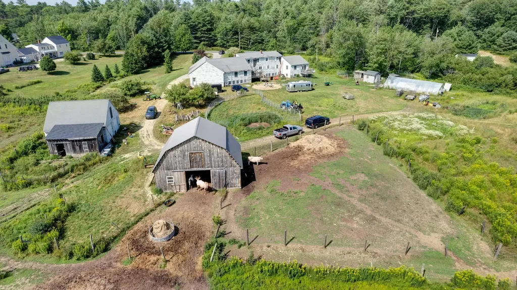 112 Merrill Road Pownal ME 04069
