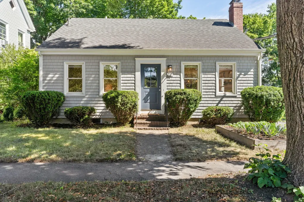 64 Hersey Street Portland ME 04103