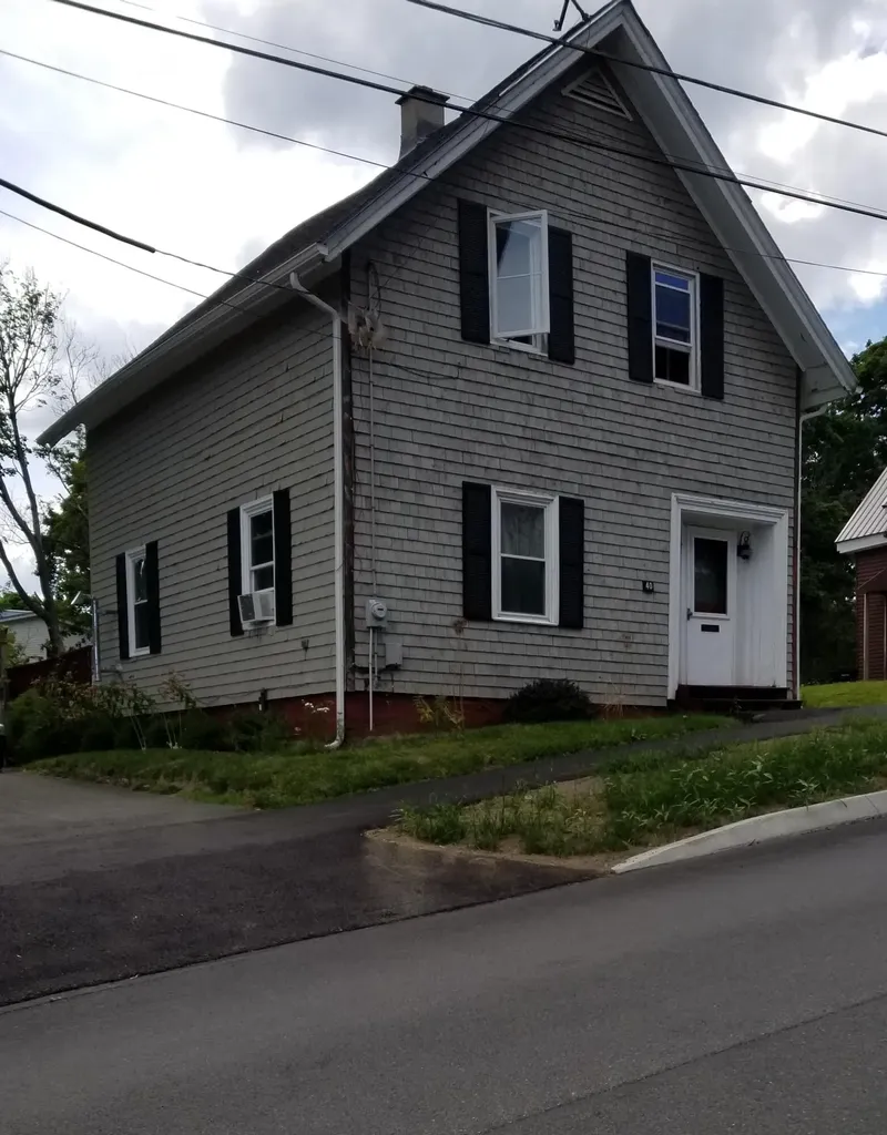 40 Larkin Street Bangor ME 04401