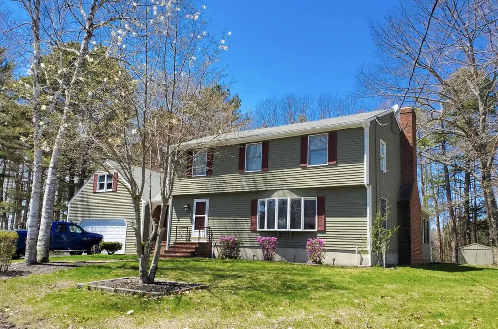 12 Ridge Road Westbrook ME 04092