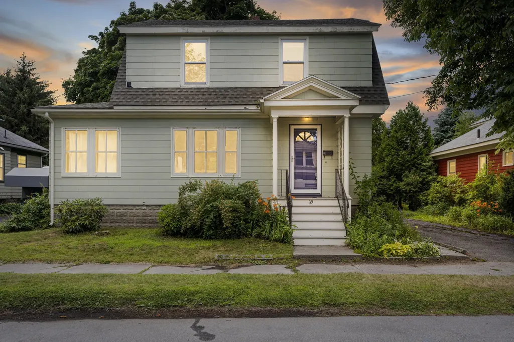 35 Carter Street South Portland ME 04106