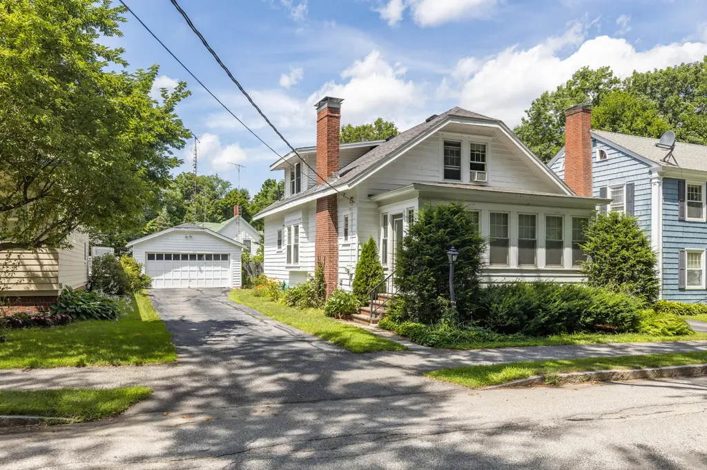 95 Shepley Street Auburn ME 04210