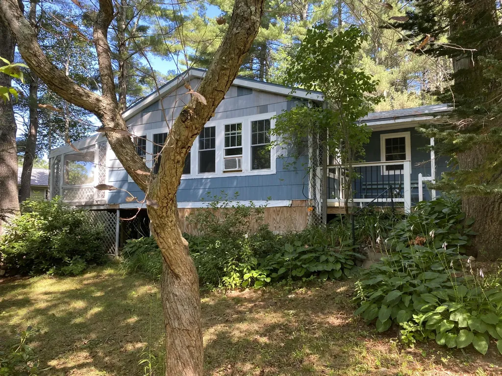 16 Elizabeth Drive Windham ME 04062