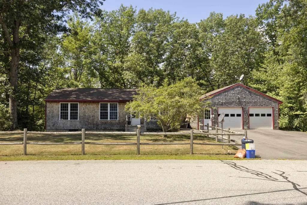 194 Westview Drive Sanford ME 04073