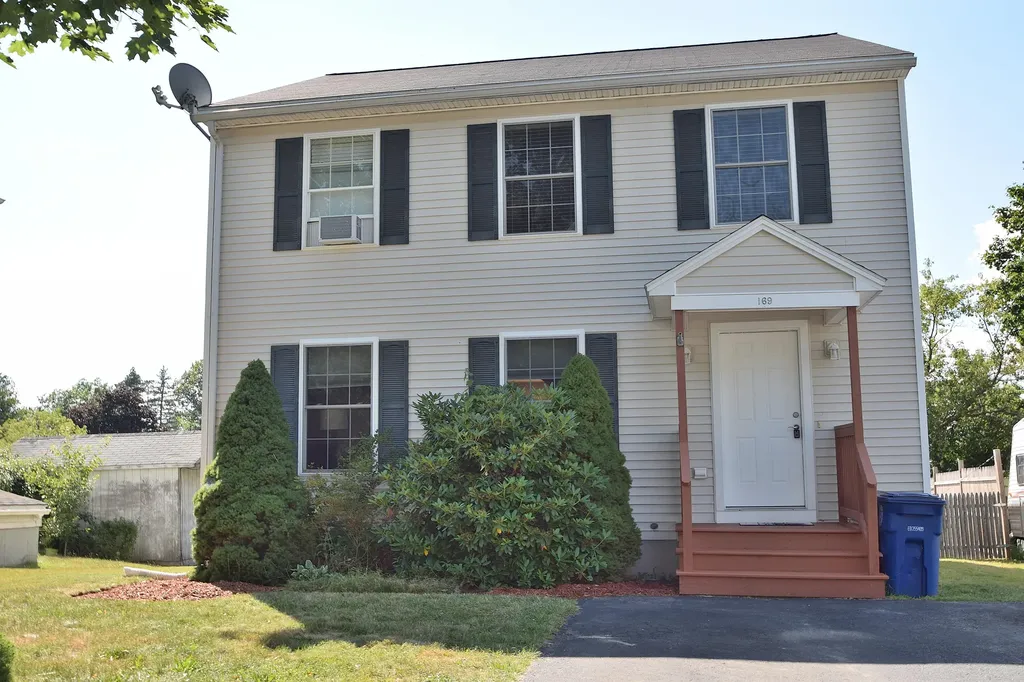 169 Mechanic Street Westbrook ME 04092
