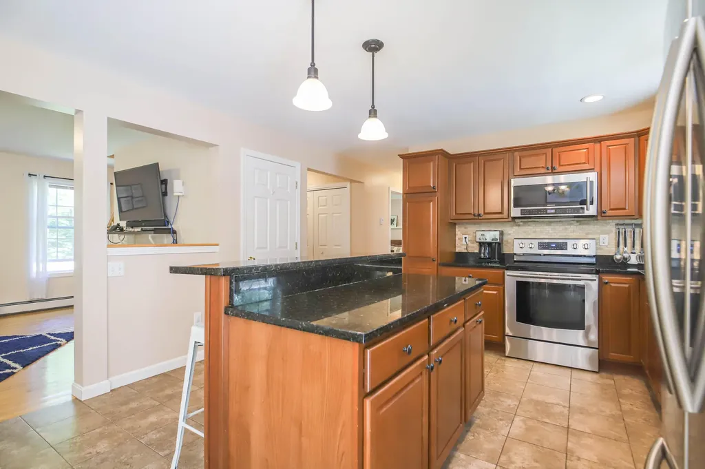 3 Cedar Lane Windham ME 04062