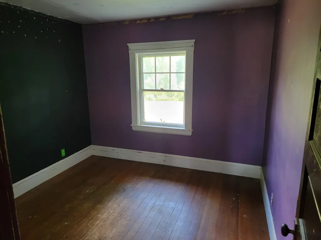109 Commercial Street Hartland ME 04943