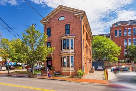 105 India Street Portland ME 04101