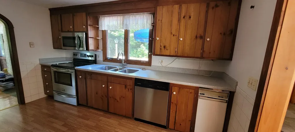 6 Montsweag Valley Road Wiscasset ME 04578