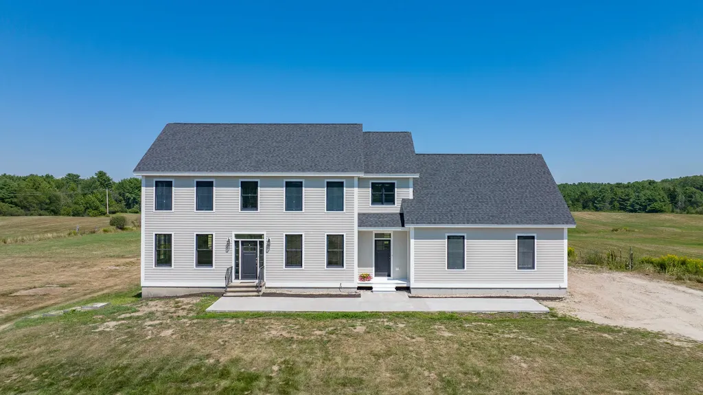 445 North Road Yarmouth ME 04096