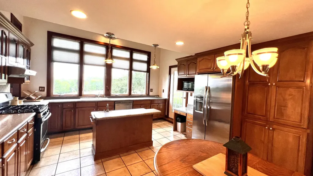 16 Nicholas Lane Dover-foxcroft ME 04426