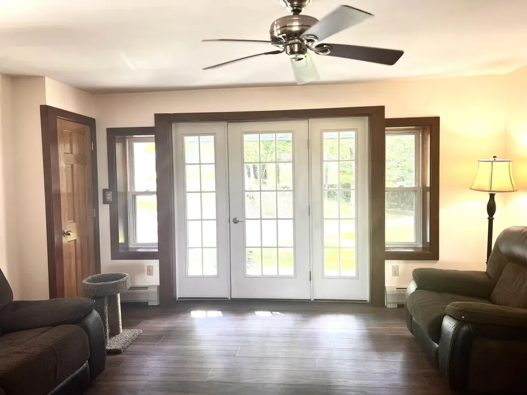 16 Nicholas Lane Dover-foxcroft ME 04426