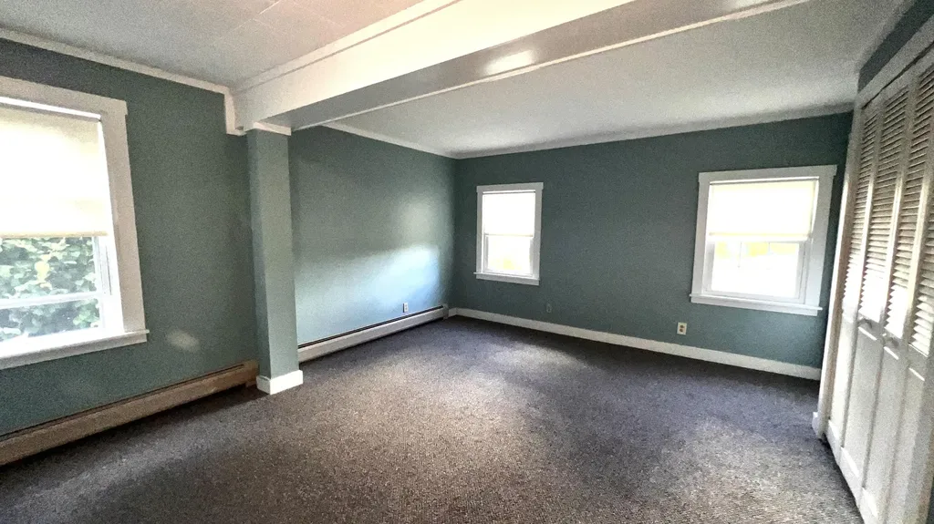 16 Nicholas Lane Dover-foxcroft ME 04426