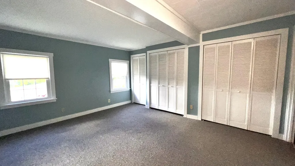 16 Nicholas Lane Dover-foxcroft ME 04426
