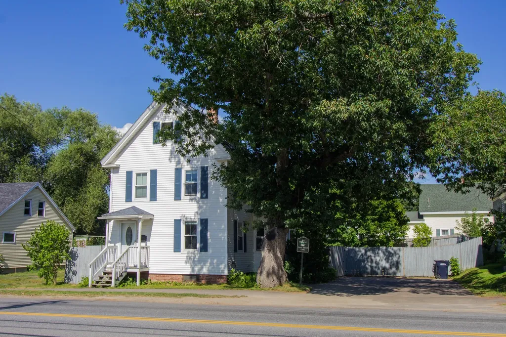 367 Essex Street Bangor ME 04401
