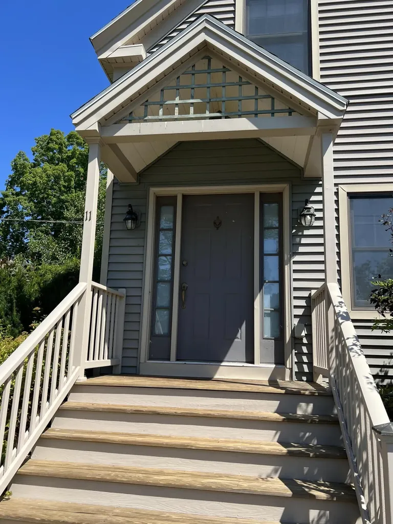11 Tallman Street Richmond ME 04357