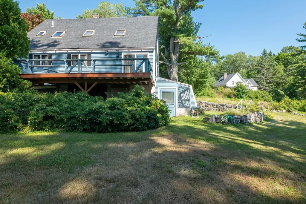 15 Shipyard Point Road Franklin ME 04634