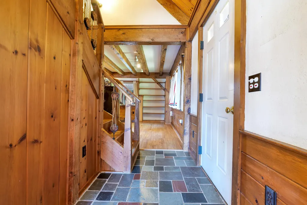 15 Shipyard Point Road Franklin ME 04634