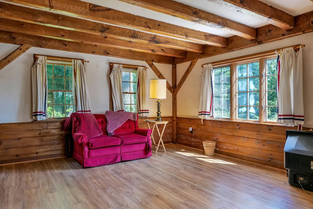15 Shipyard Point Road Franklin ME 04634