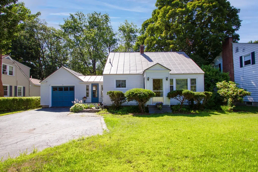 30 Silvermount Street Waterville ME 04901
